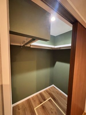 南部屋 洋室内 ウォークインクローゼット