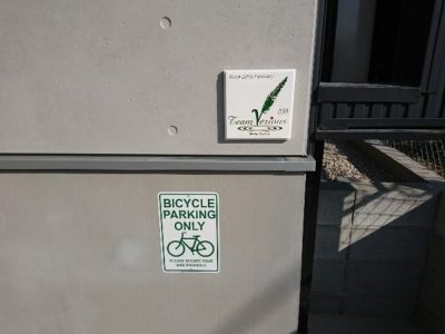 シリアルプレート