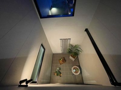 2階から見た坪庭