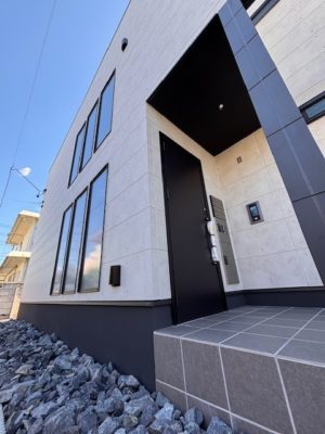 東棟エントランス