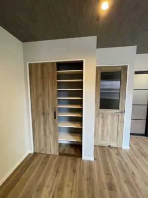 1階部屋パントリー