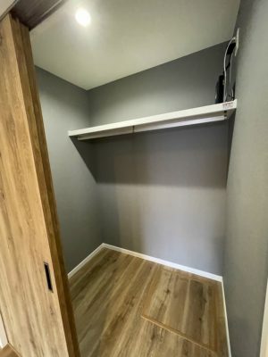 1階部屋ウォークインクローゼット