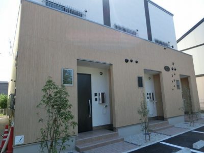 玄関前 ※計3世帯