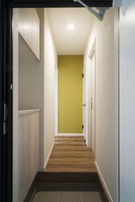 各戸玄関※室内カラーは2パターンあり